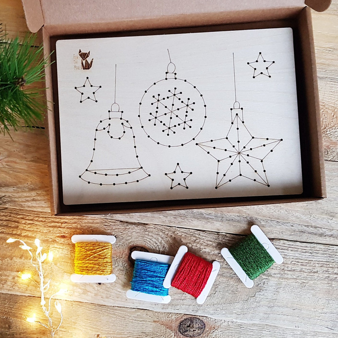 Julesysett med metallnål