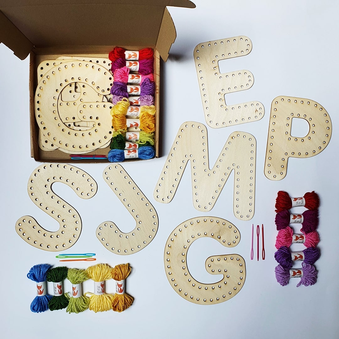 Party box "Embroidery wooden letters"