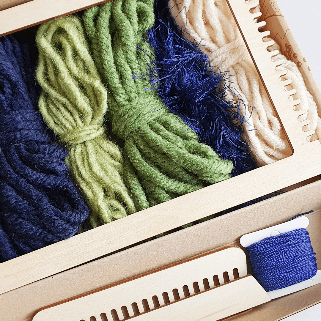 Small Loom Weaving Kit