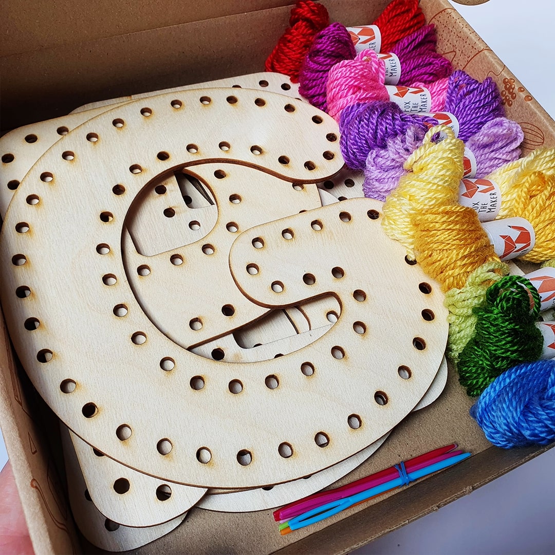 Party box "Embroidery wooden letters"